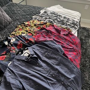 6 Button down short sleeve polo shirts. Size Large